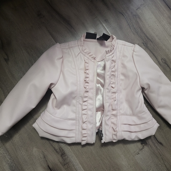 Coat - Picture 1 of 3